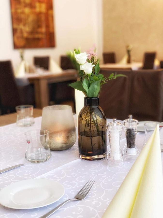 Hotel U Kasny Rajhrad Экстерьер фото