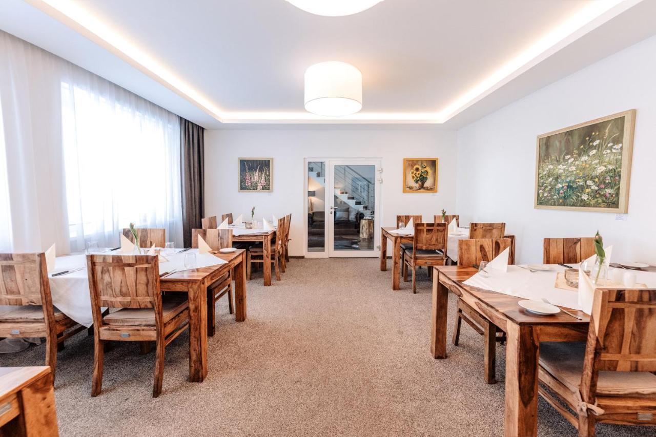 Hotel U Kasny Rajhrad Экстерьер фото